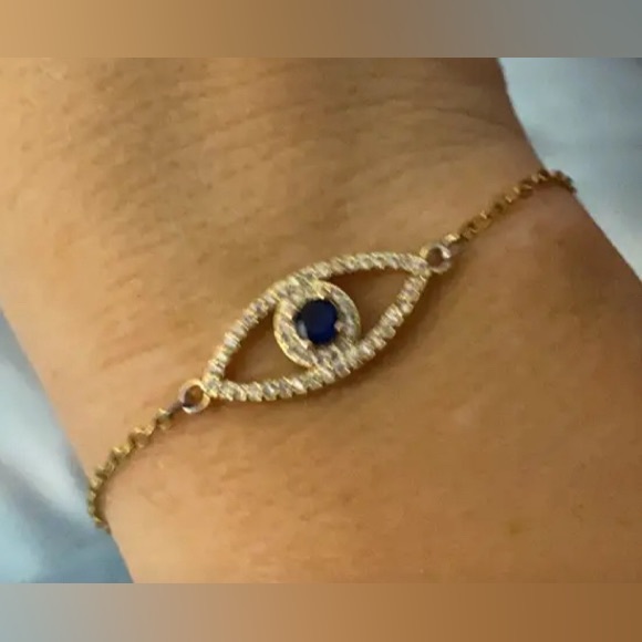 Jewelry - NWOT Evil Eye Charm Bracelet